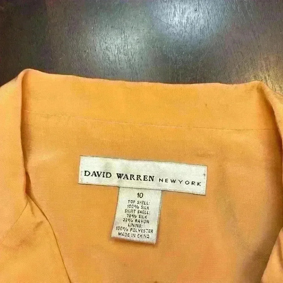 100% Silk Women'sDavid Warren New York Suit Jacket size 10-GUC - Picture 7 of 10